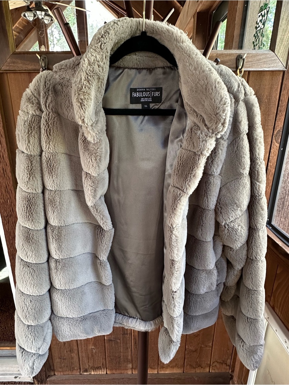 Donna Salyers Fabulous Furs Light Gray Faux Fur Teddy Jacket XL Worn Once